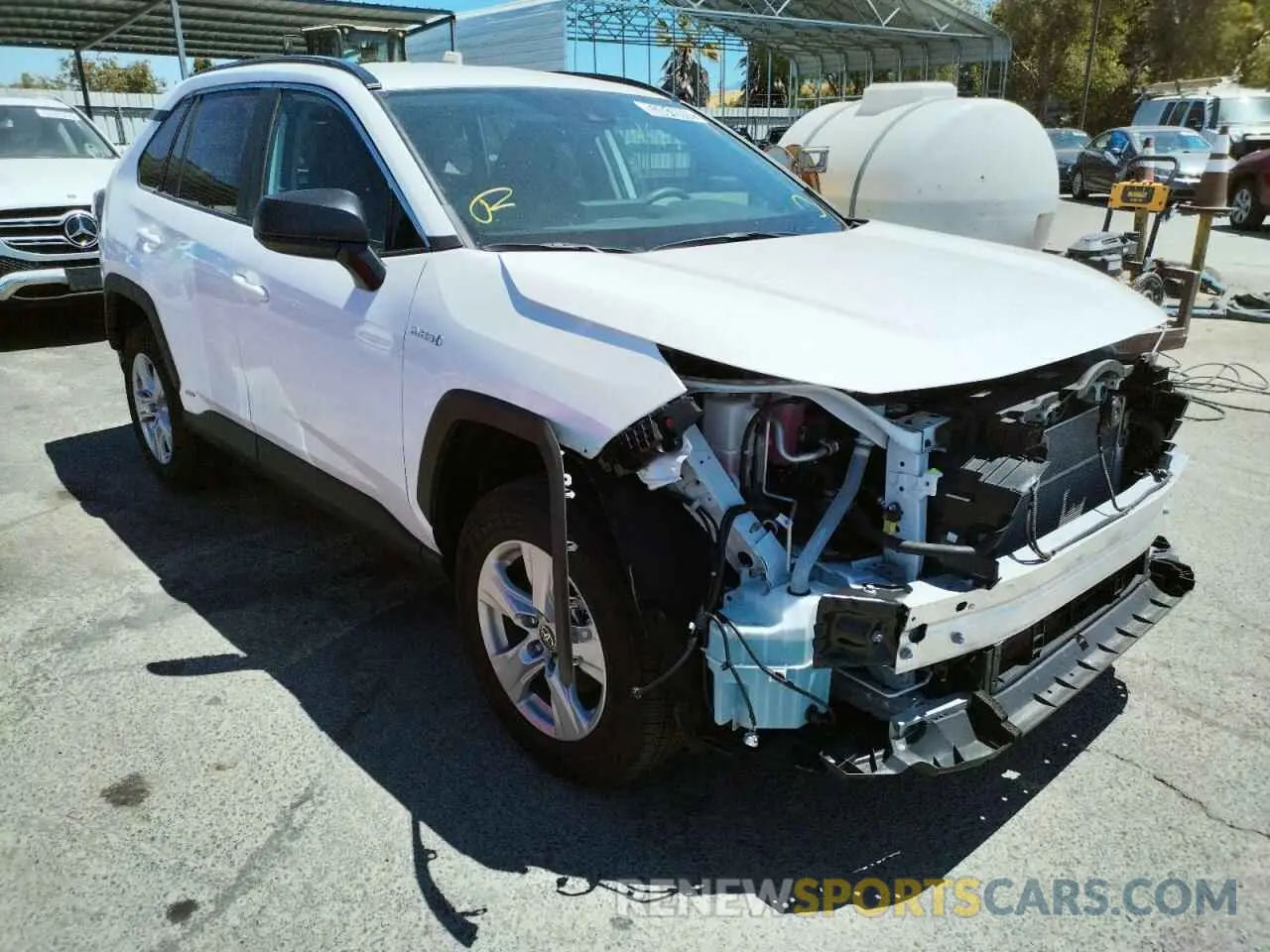 1 Фотография поврежденного автомобиля 4T3LWRFV0MU021158 TOYOTA RAV4 2021