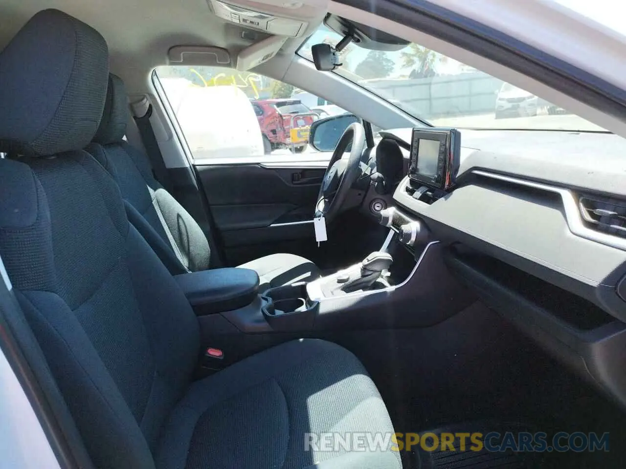 5 Фотография поврежденного автомобиля 4T3LWRFV0MU021158 TOYOTA RAV4 2021