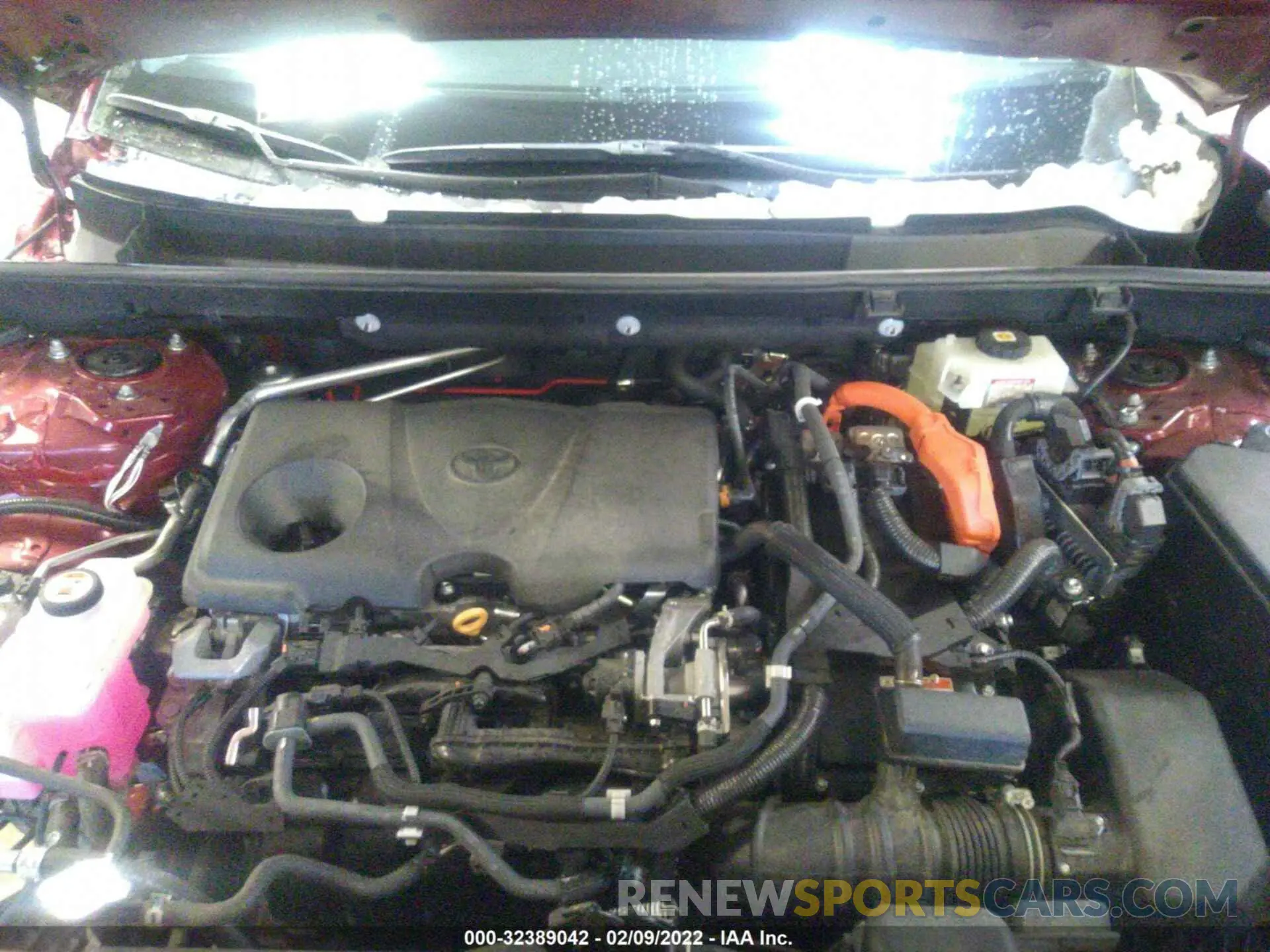 10 Photograph of a damaged car 4T3LWRFV2MU018956 TOYOTA RAV4 2021