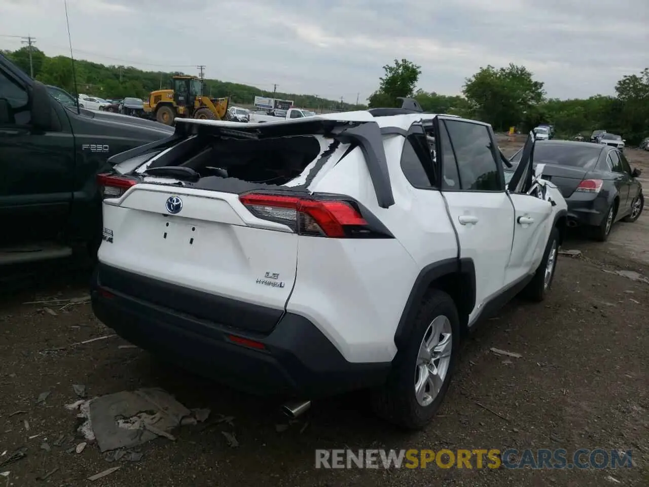 4 Photograph of a damaged car 4T3LWRFV4MU042577 TOYOTA RAV4 2021