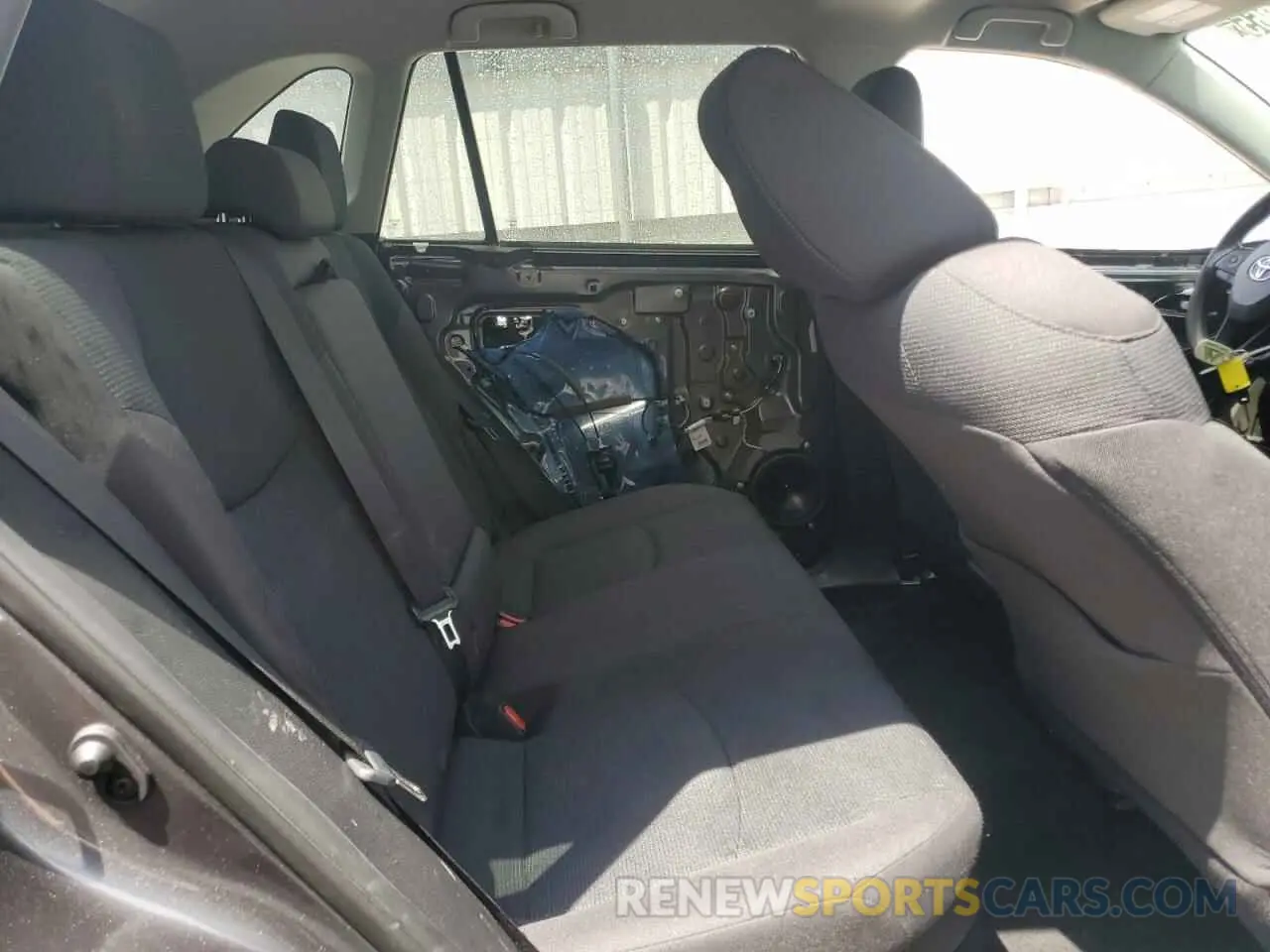 11 Photograph of a damaged car 4T3LWRFV6MU034111 TOYOTA RAV4 2021