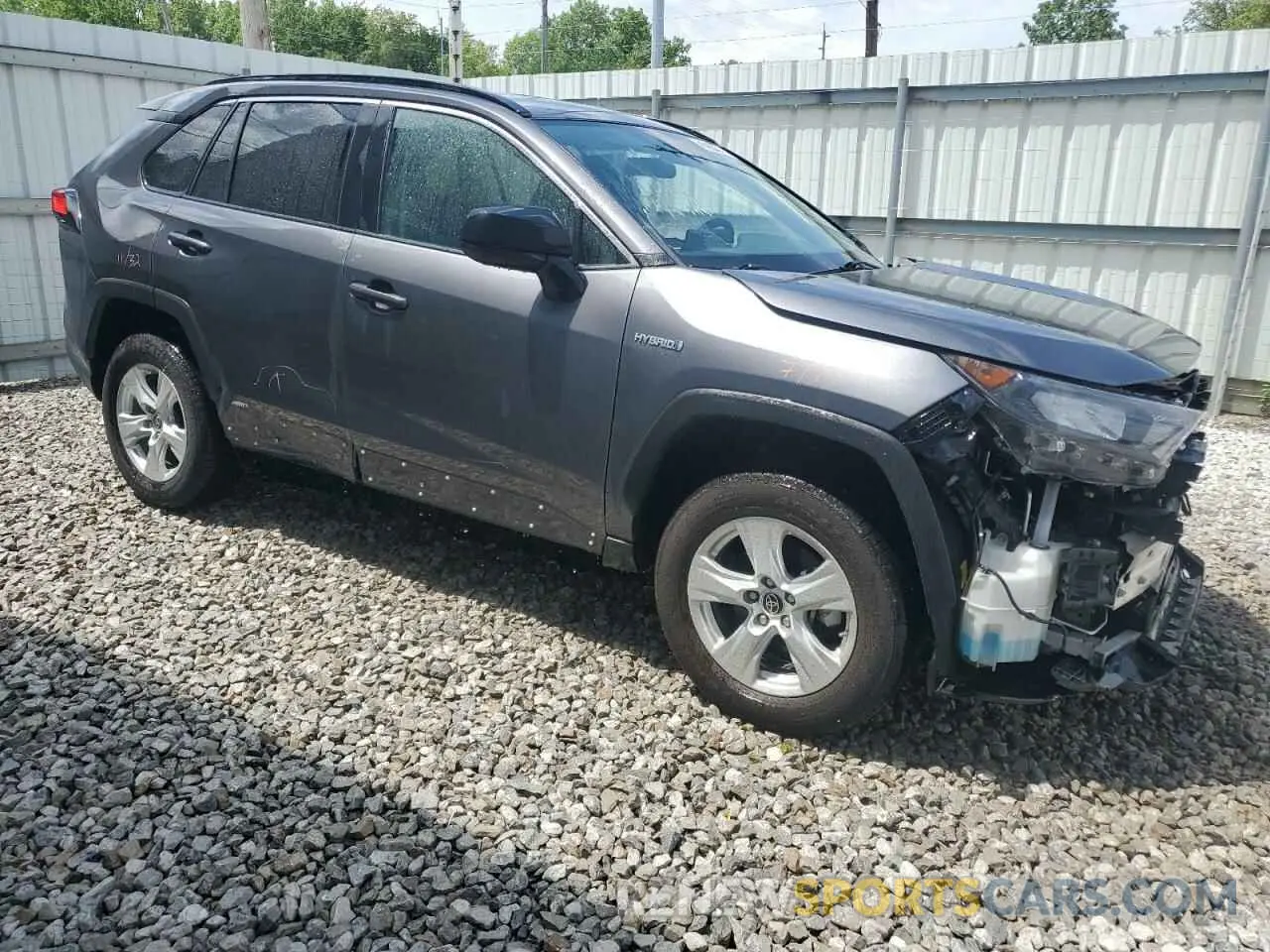 4 Photograph of a damaged car 4T3LWRFV6MU034111 TOYOTA RAV4 2021