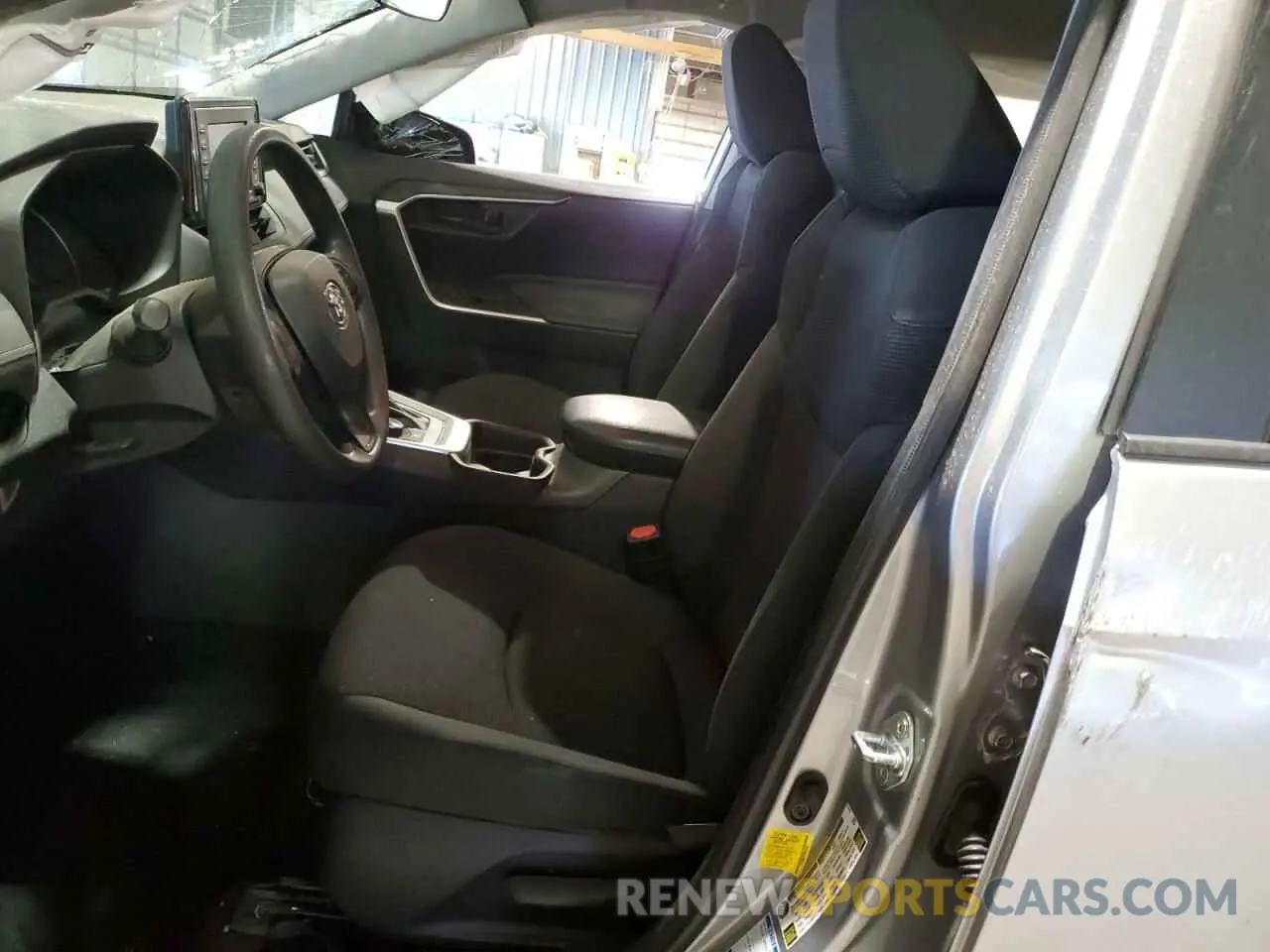 7 Photograph of a damaged car 4T3M6RFV3MU025287 TOYOTA RAV4 2021