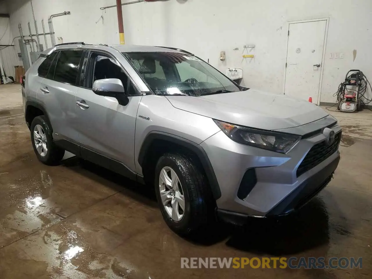 4 Фотография поврежденного автомобиля 4T3MWRFV0MU030785 TOYOTA RAV4 2021