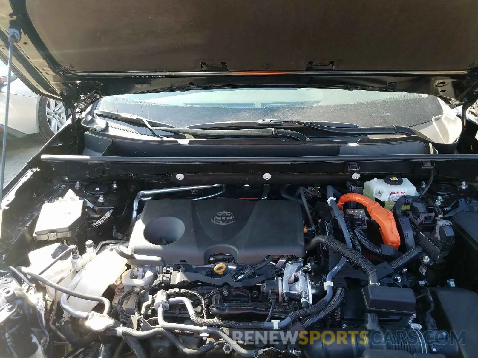 7 Photograph of a damaged car 4T3R6RFV8MU013304 TOYOTA RAV4 2021