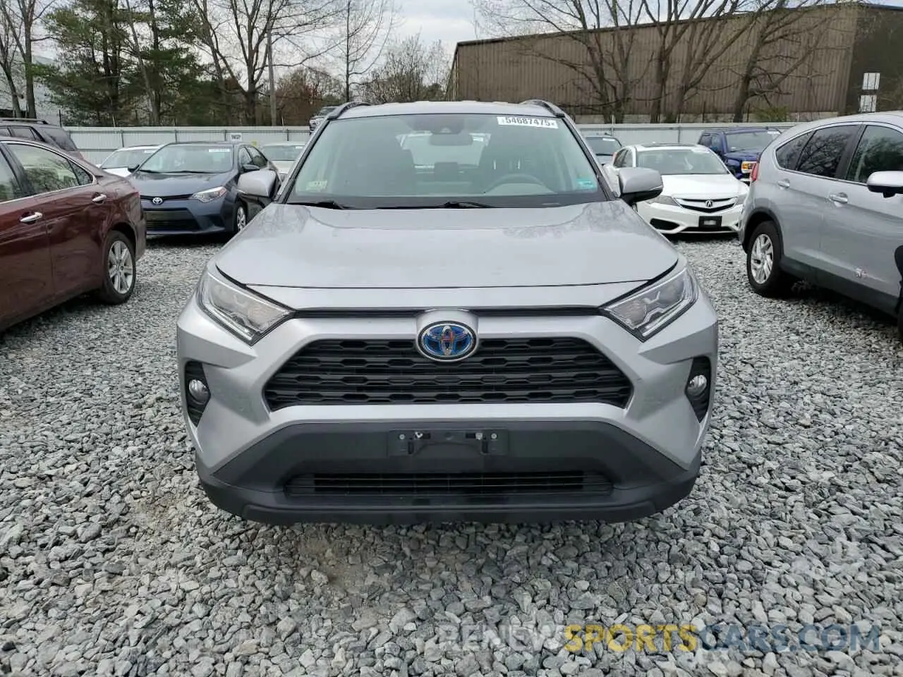 5 Photograph of a damaged car 4T3R6RFV9MU014042 TOYOTA RAV4 2021