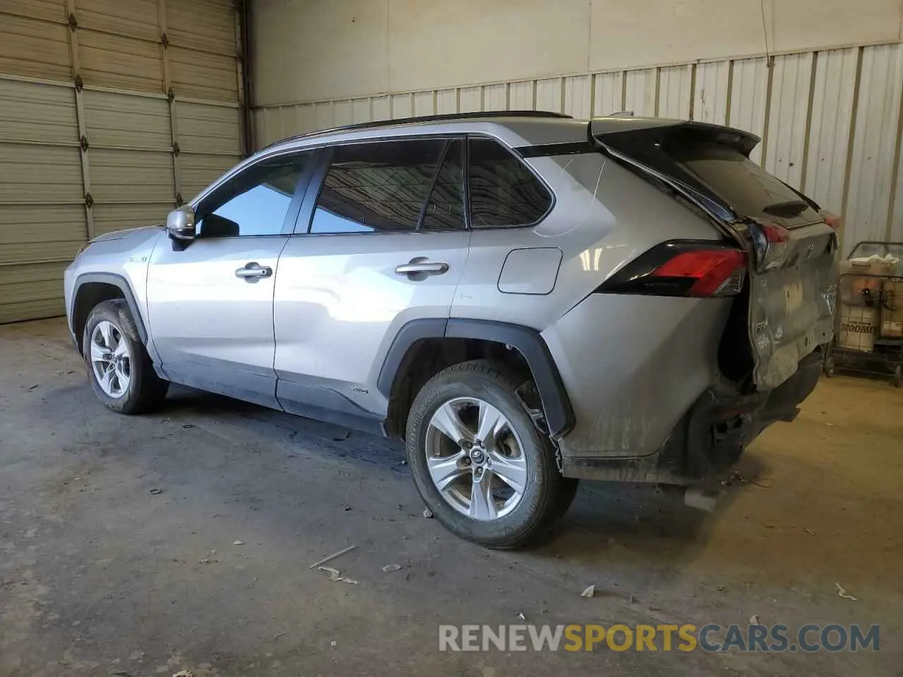 2 Photograph of a damaged car 4T3R6RFVXMU009285 TOYOTA RAV4 2021