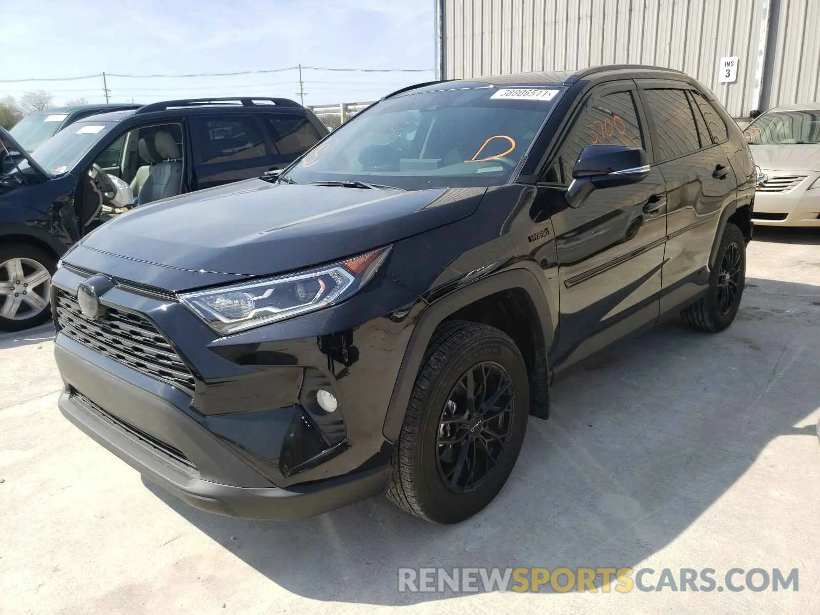 2 Photograph of a damaged car 4T3R6RFVXMU016429 TOYOTA RAV4 2021