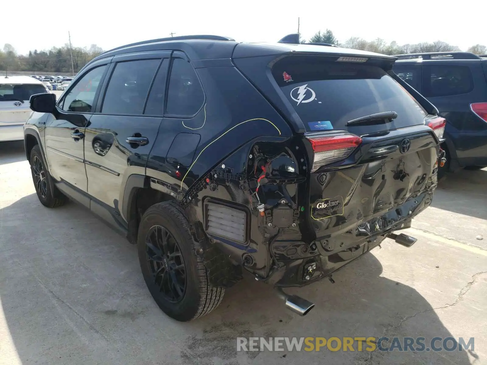3 Photograph of a damaged car 4T3R6RFVXMU016429 TOYOTA RAV4 2021