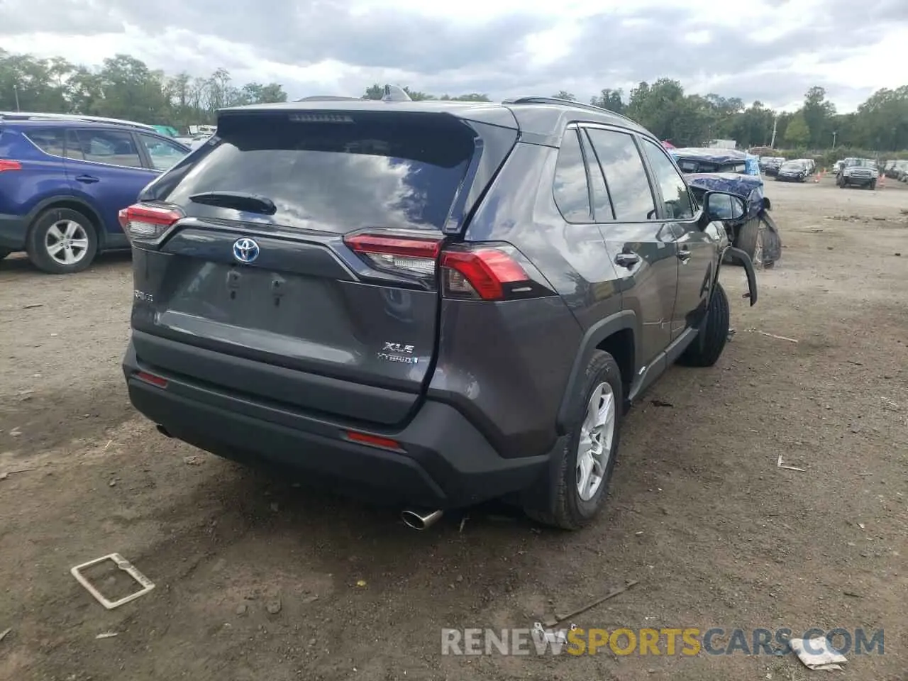 4 Photograph of a damaged car 4T3RWRFV2MU031846 TOYOTA RAV4 2021