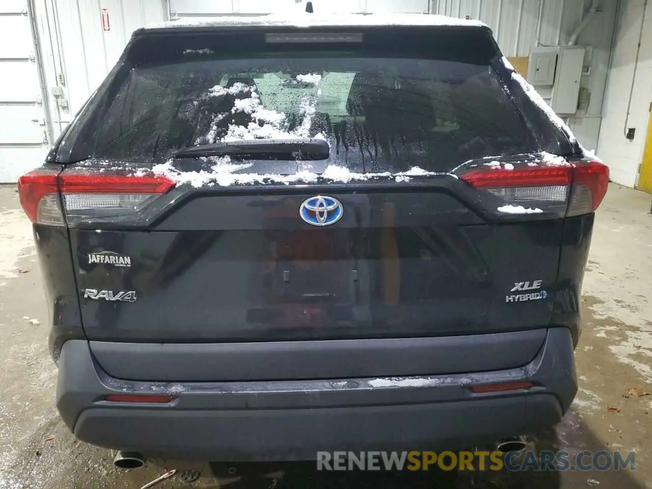 6 Photograph of a damaged car 4T3RWRFV2MU046573 TOYOTA RAV4 2021