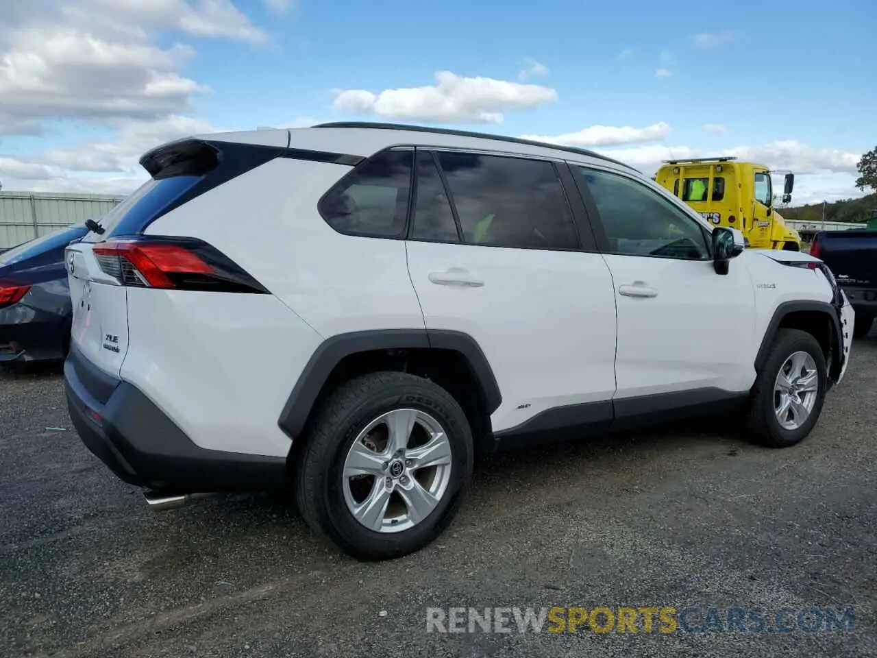 3 Photograph of a damaged car 4T3RWRFV3MU012979 TOYOTA RAV4 2021