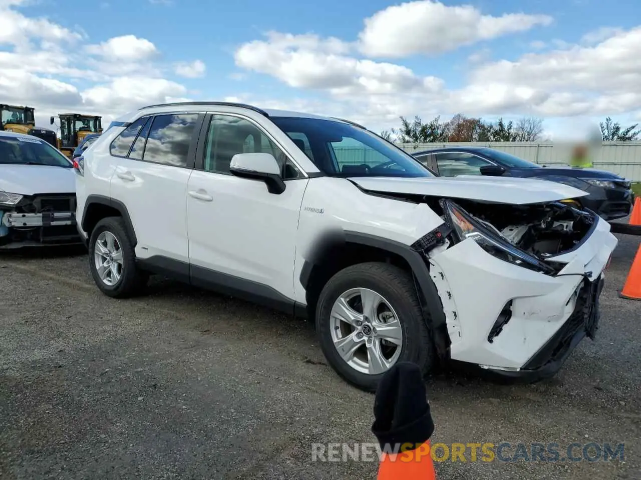 4 Photograph of a damaged car 4T3RWRFV3MU012979 TOYOTA RAV4 2021