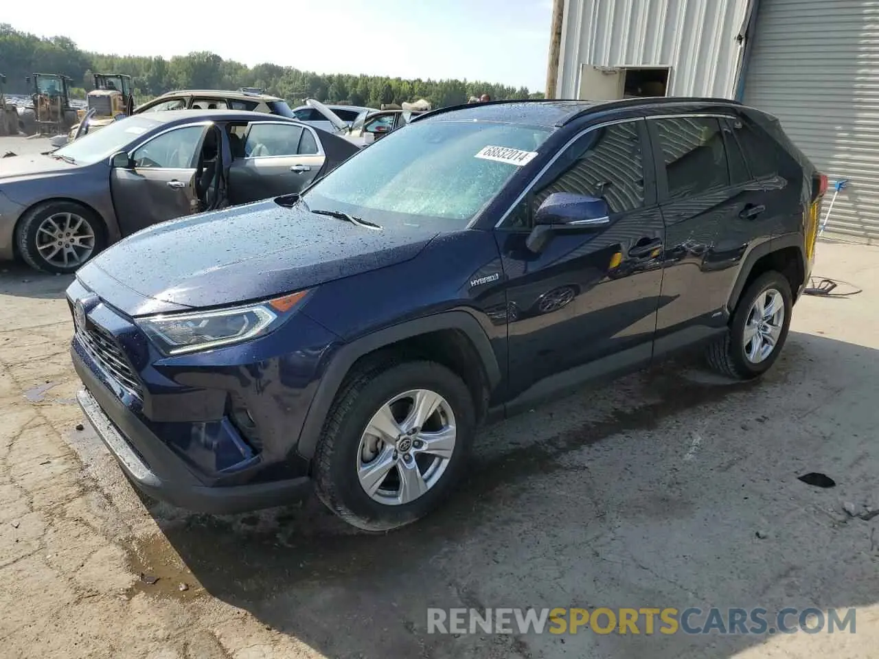 1 Photograph of a damaged car 4T3RWRFV5MU027435 TOYOTA RAV4 2021