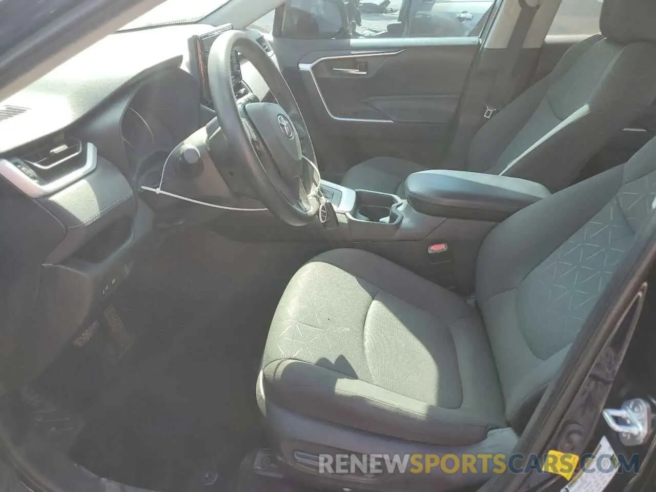 7 Photograph of a damaged car 4T3RWRFV5MU027435 TOYOTA RAV4 2021