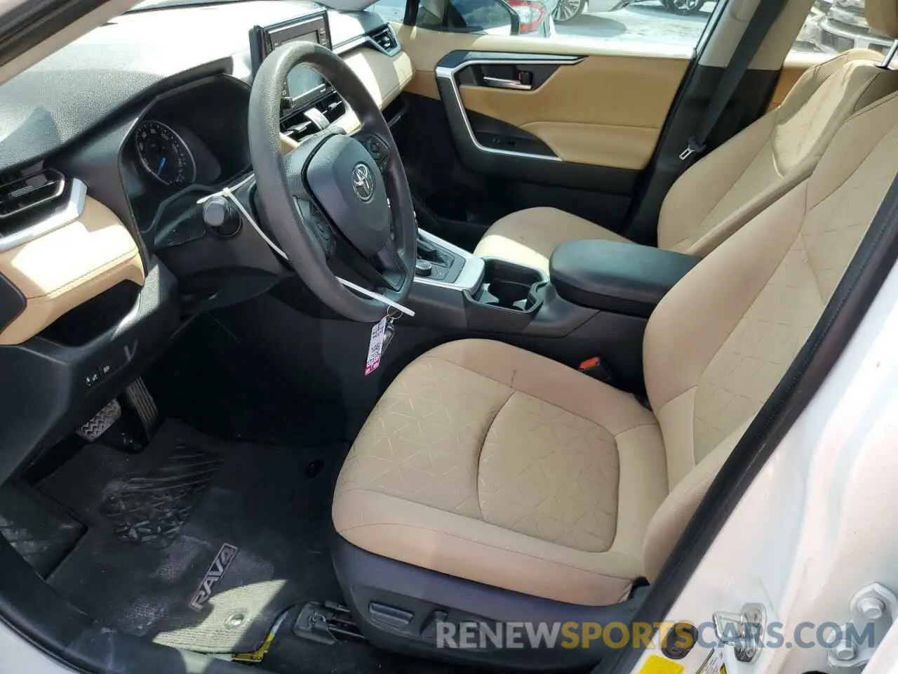 7 Photograph of a damaged car 4T3RWRFV6MU038850 TOYOTA RAV4 2021