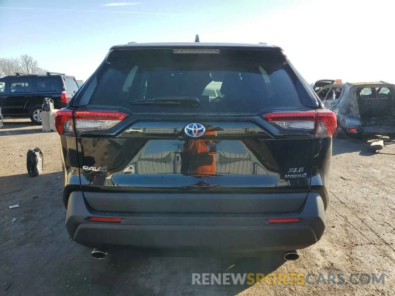 6 Photograph of a damaged car 4T3RWRFV7MU023984 TOYOTA RAV4 2021