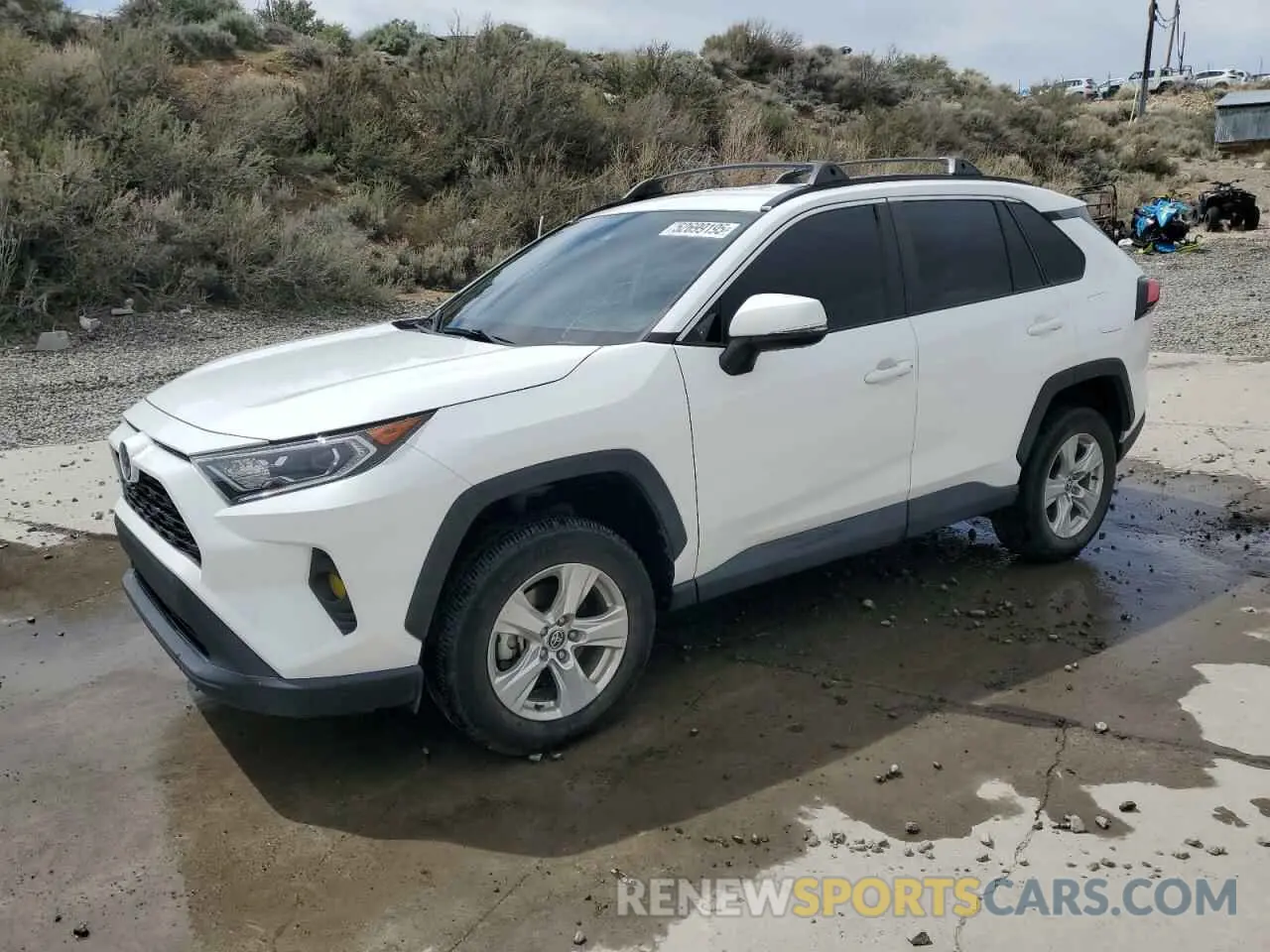 1 Photograph of a damaged car 4T3RWRFV8MU034573 TOYOTA RAV4 2021