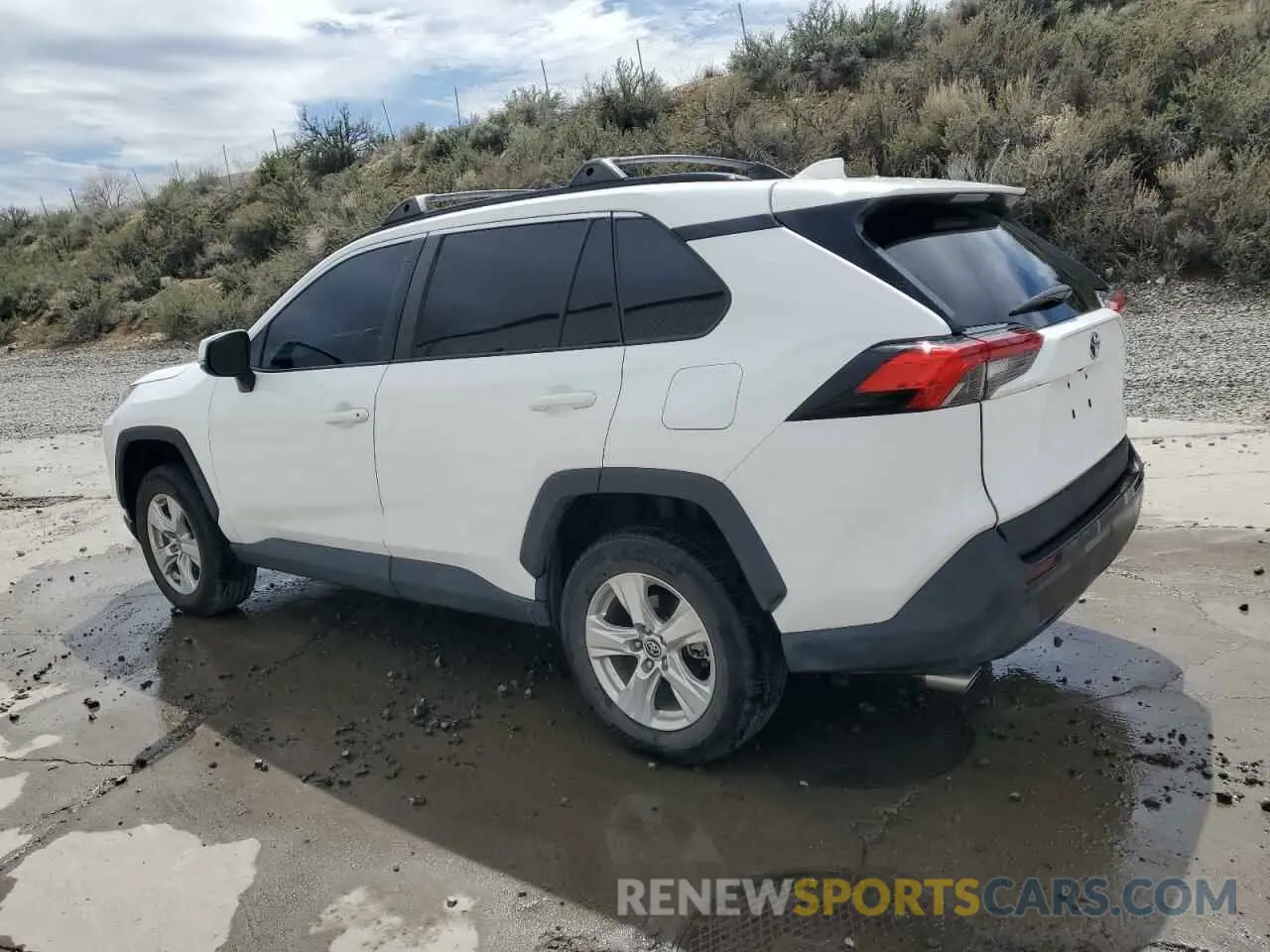 2 Photograph of a damaged car 4T3RWRFV8MU034573 TOYOTA RAV4 2021