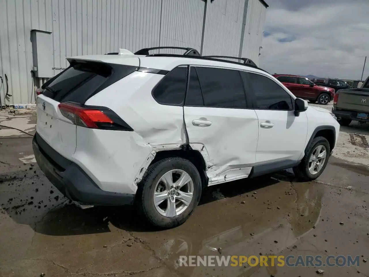 3 Photograph of a damaged car 4T3RWRFV8MU034573 TOYOTA RAV4 2021