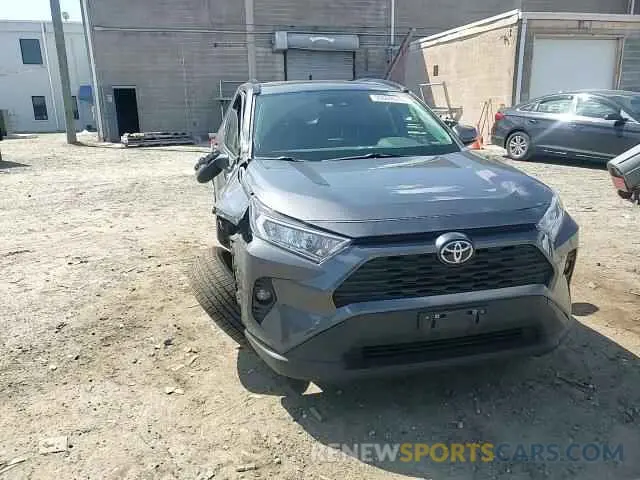 11 Фотография поврежденного автомобиля JTMA1RFV2MD077864 TOYOTA RAV4 2021