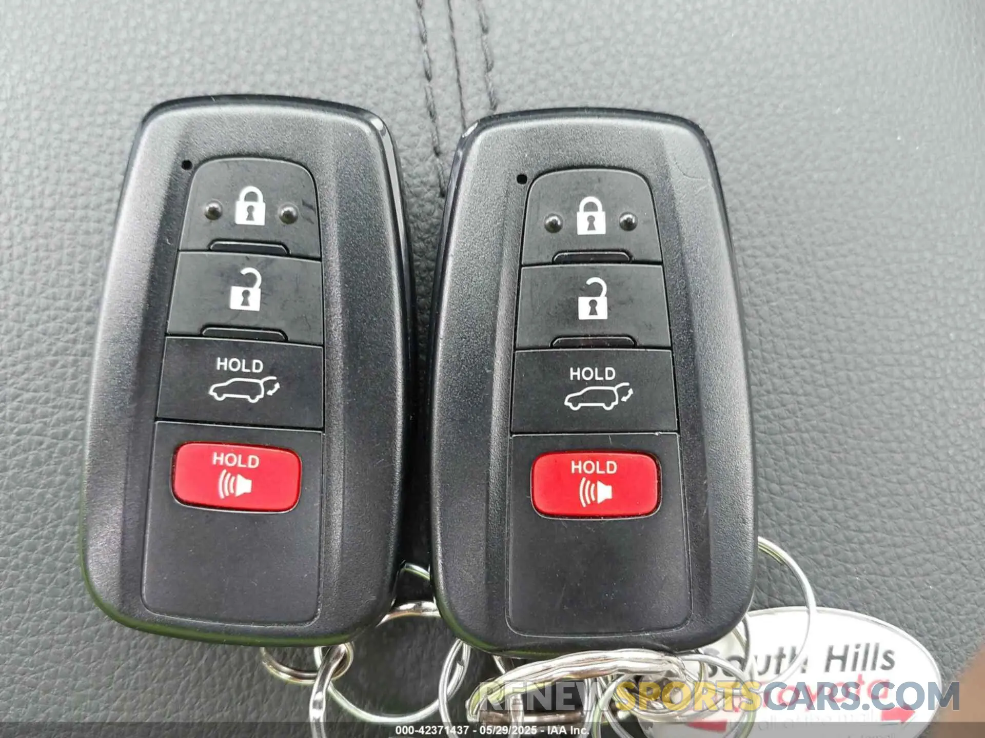 11 Фотография поврежденного автомобиля JTMA1RFV8MD069137 TOYOTA RAV4 2021