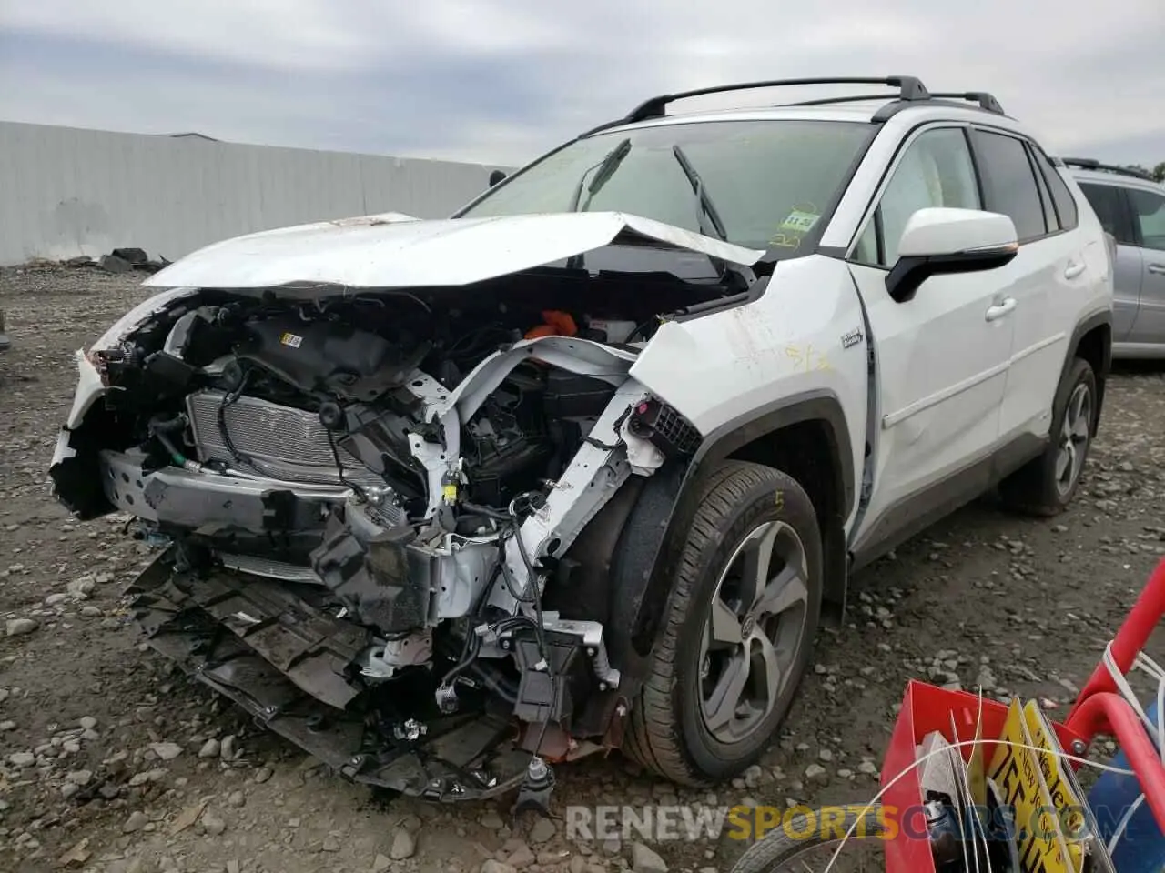 2 Photograph of a damaged car JTMAB3FVXMD067156 TOYOTA RAV4 2021