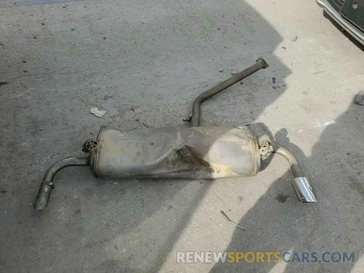 13 Photograph of a damaged car JTMB6RFV6MD012196 TOYOTA RAV4 2021