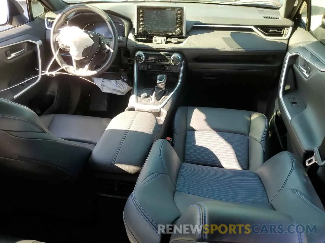 8 Фотография поврежденного автомобиля JTME6RFV4MJ006251 TOYOTA RAV4 2021