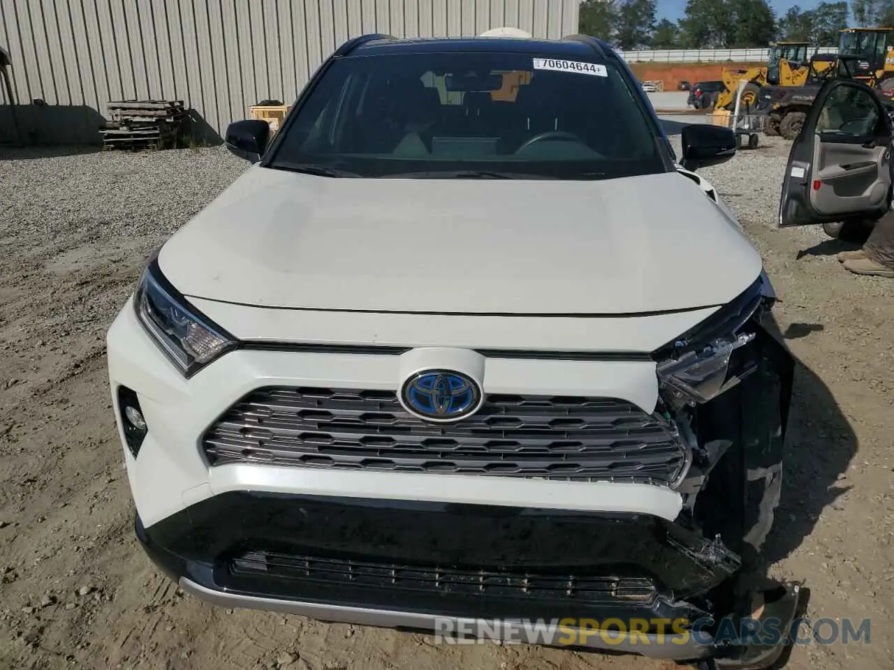 5 Photograph of a damaged car JTME6RFV8MD517668 TOYOTA RAV4 2021