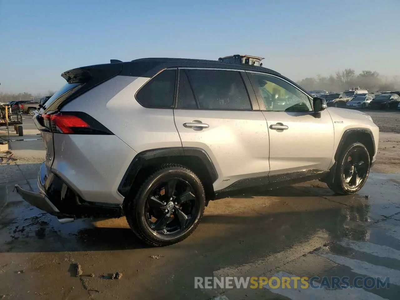 3 Фотография поврежденного автомобиля JTME6RFVXMD512021 TOYOTA RAV4 2021
