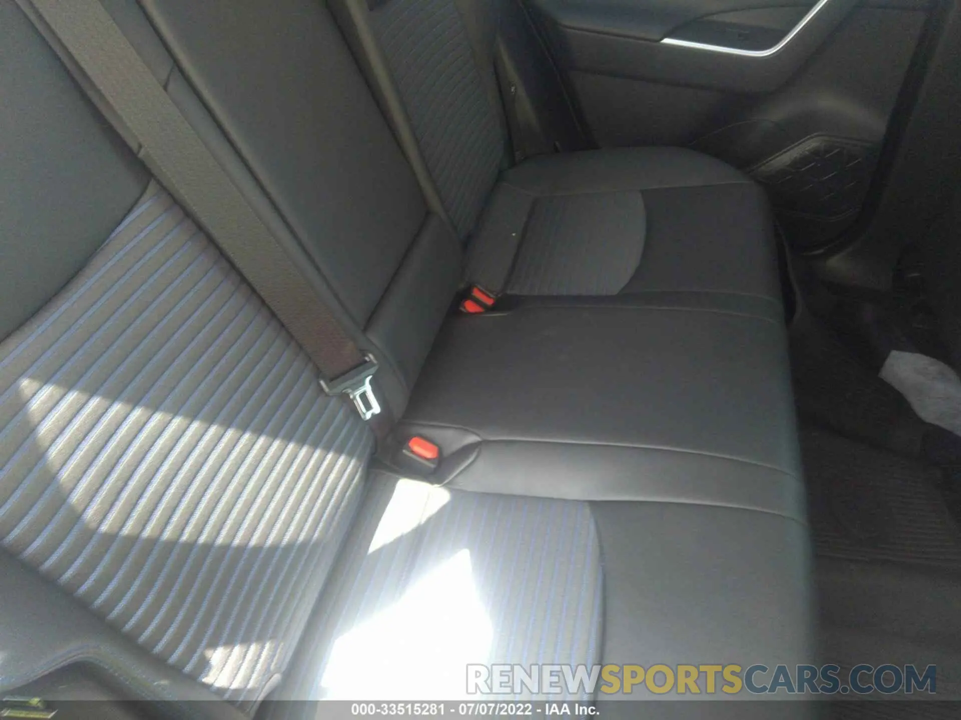 8 Фотография поврежденного автомобиля JTME6RFVXMJ011759 TOYOTA RAV4 2021