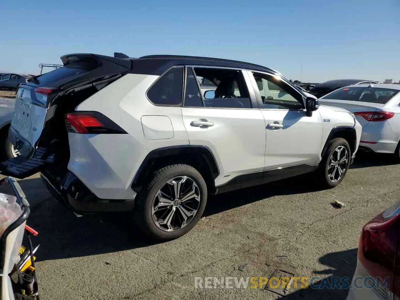 3 Фотография поврежденного автомобиля JTMEB3FV7MD033385 TOYOTA RAV4 2021