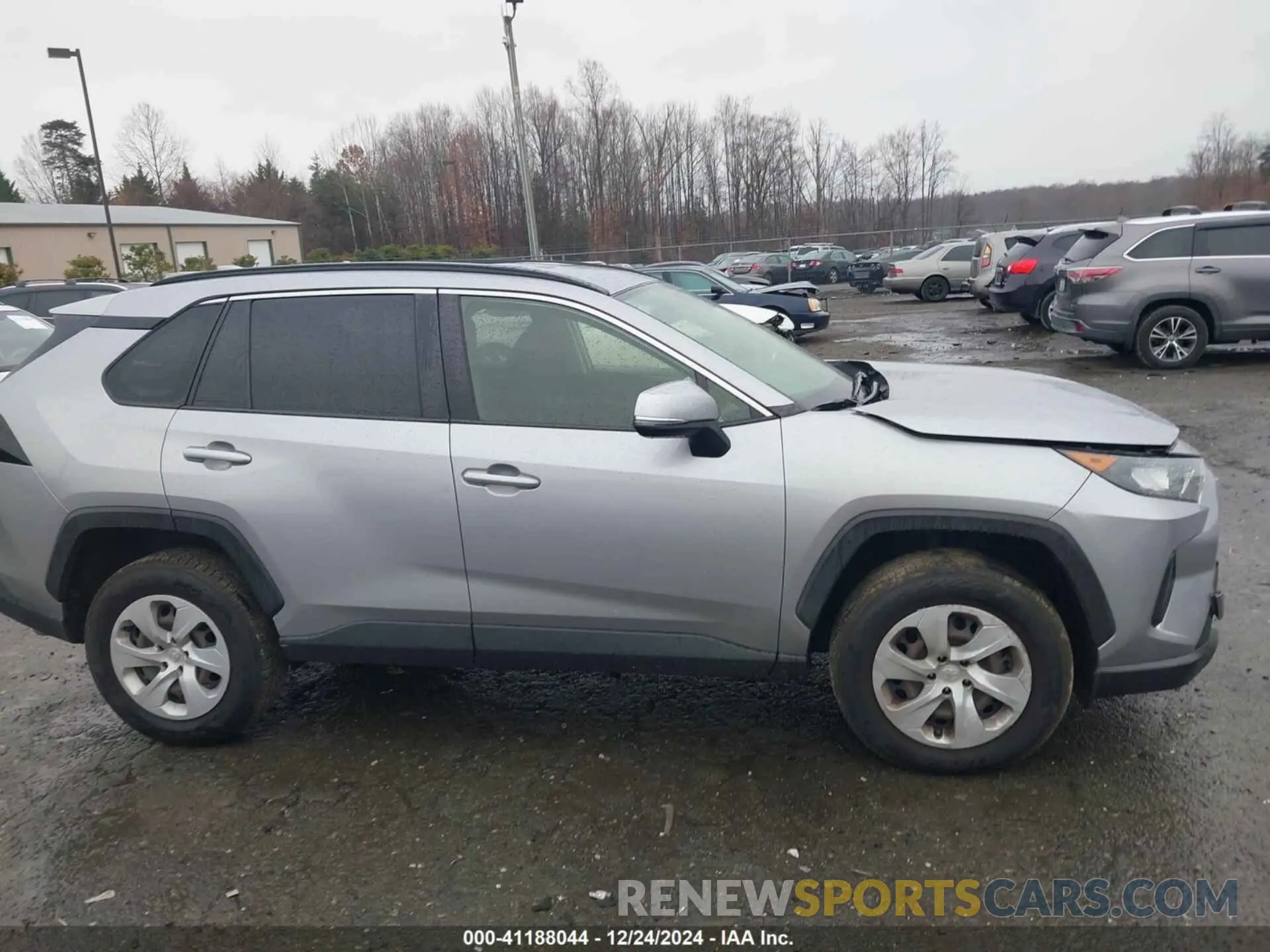 13 Фотография поврежденного автомобиля JTMG1RFV1MD071032 TOYOTA RAV4 2021