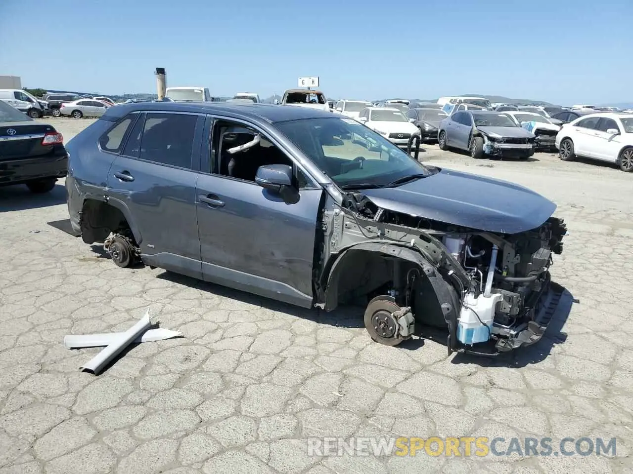 4 Photograph of a damaged car JTMM6RFV7MD508861 TOYOTA RAV4 2021