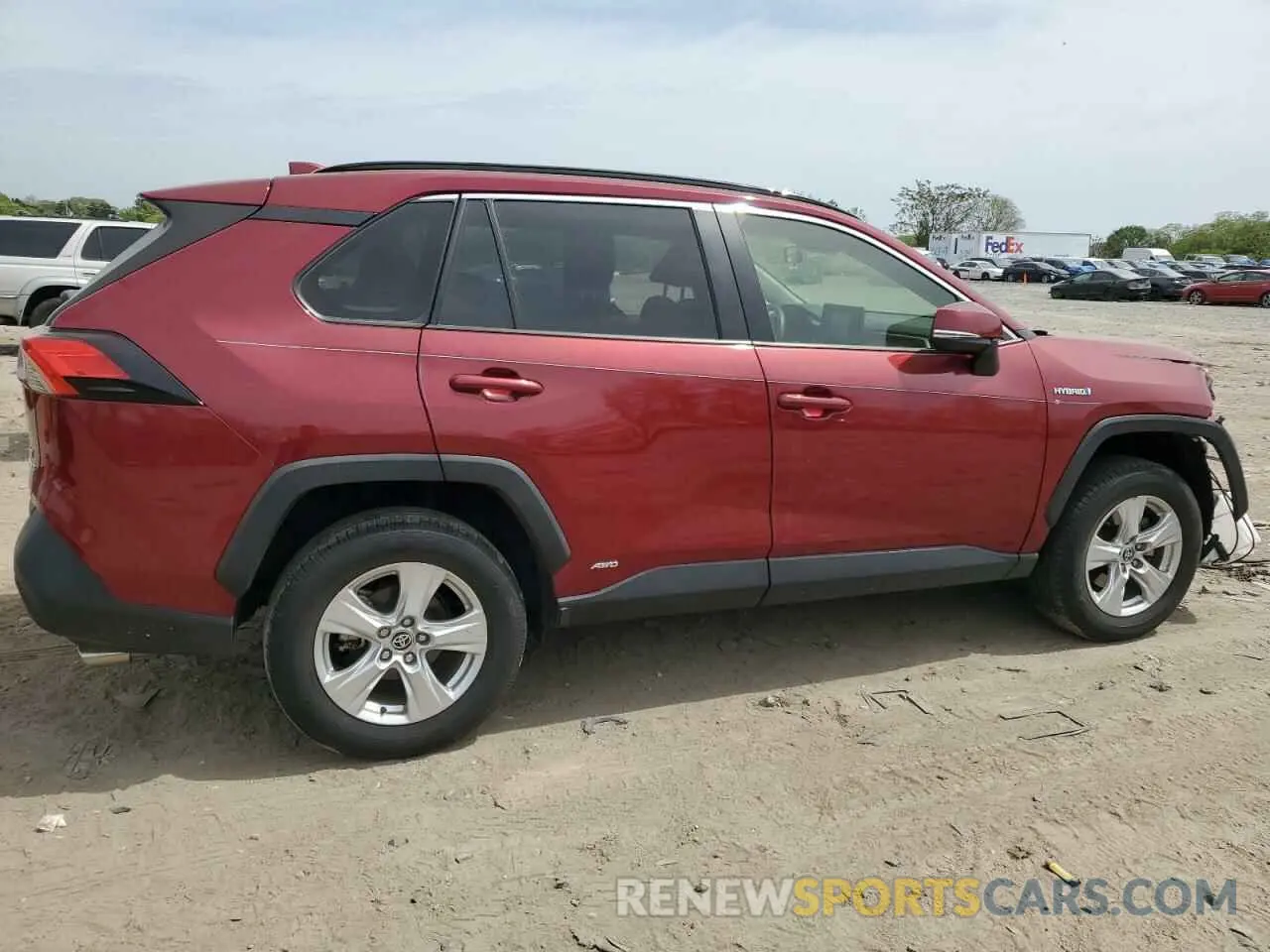 3 Photograph of a damaged car JTMM6RFV9MD016333 TOYOTA RAV4 2021
