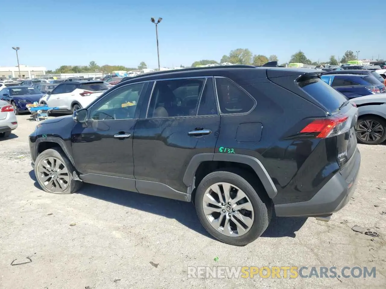 2 Фотография поврежденного автомобиля JTMN1RFV6MD072328 TOYOTA RAV4 2021