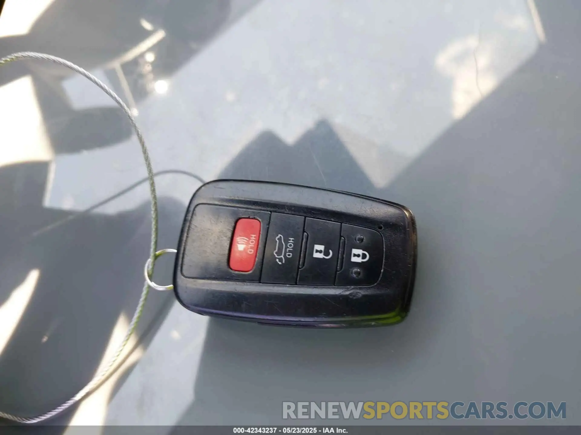 11 Photograph of a damaged car JTMN1RFV7MD079305 TOYOTA RAV4 2021