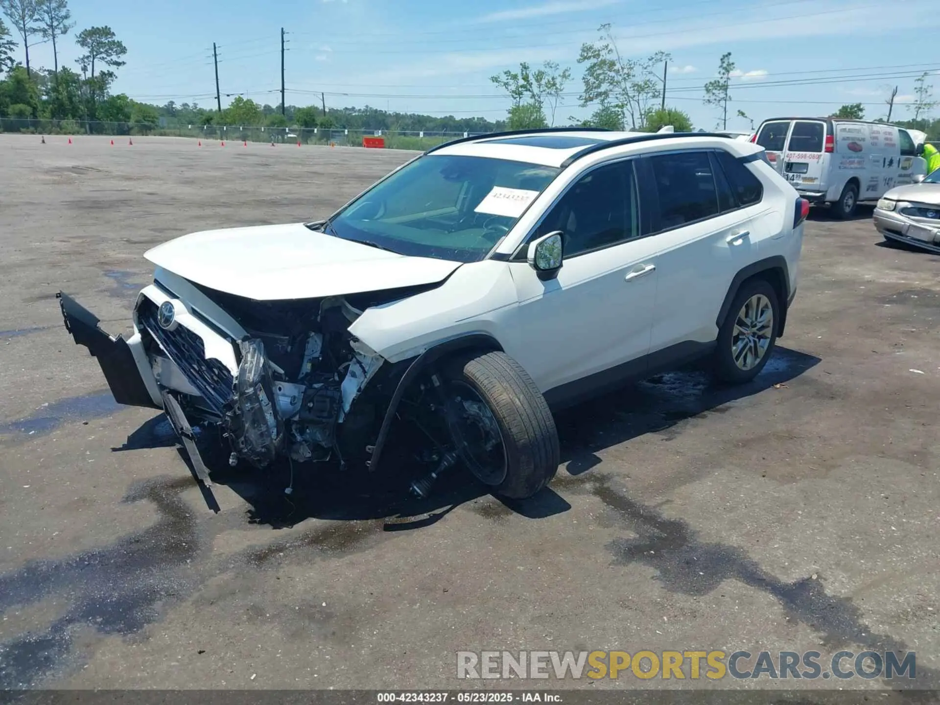 2 Photograph of a damaged car JTMN1RFV7MD079305 TOYOTA RAV4 2021