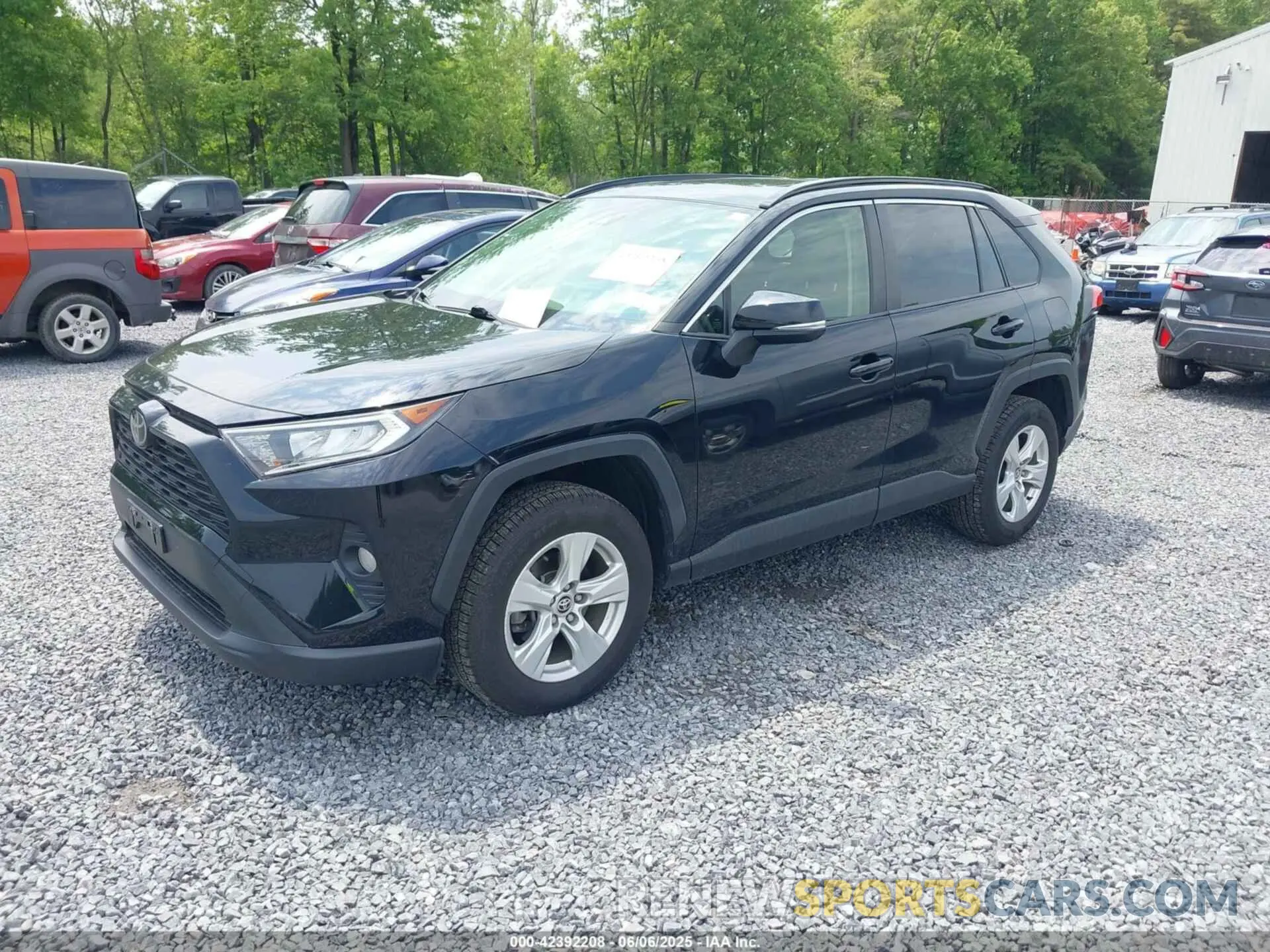 2 Photograph of a damaged car JTMP1RFV3MD532327 TOYOTA RAV4 2021
