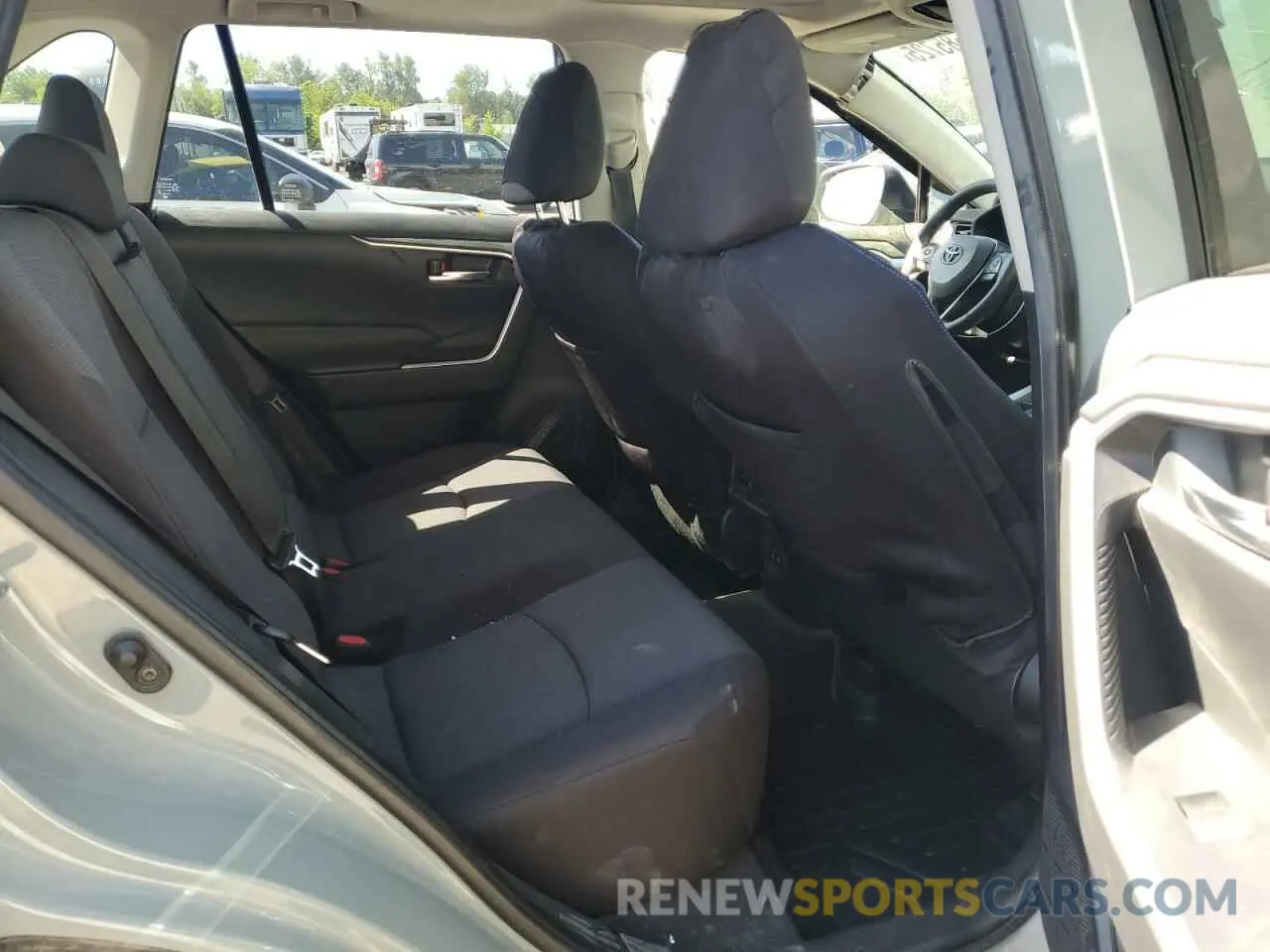 10 Фотография поврежденного автомобиля JTMP1RFV6MD072712 TOYOTA RAV4 2021