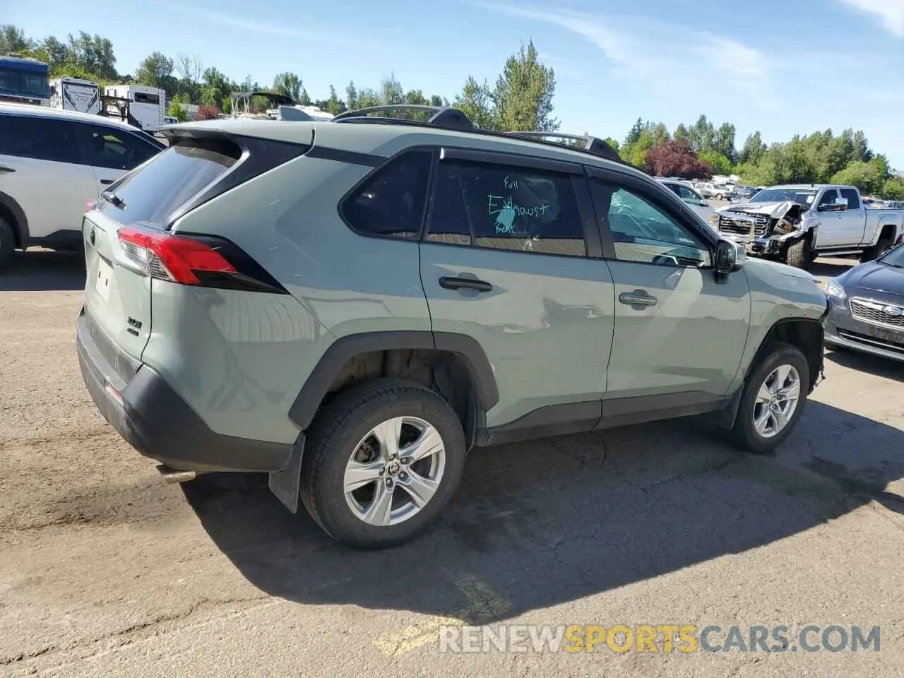 3 Фотография поврежденного автомобиля JTMP1RFV6MD072712 TOYOTA RAV4 2021