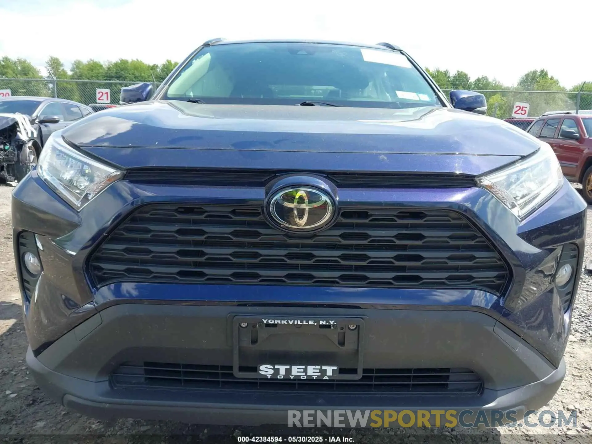 12 Фотография поврежденного автомобиля JTMP1RFV7MD069110 TOYOTA RAV4 2021