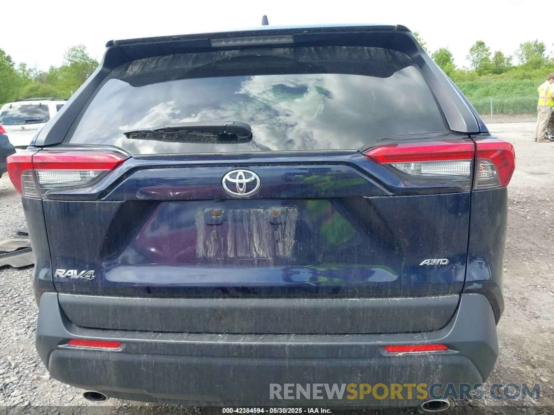 16 Фотография поврежденного автомобиля JTMP1RFV7MD069110 TOYOTA RAV4 2021