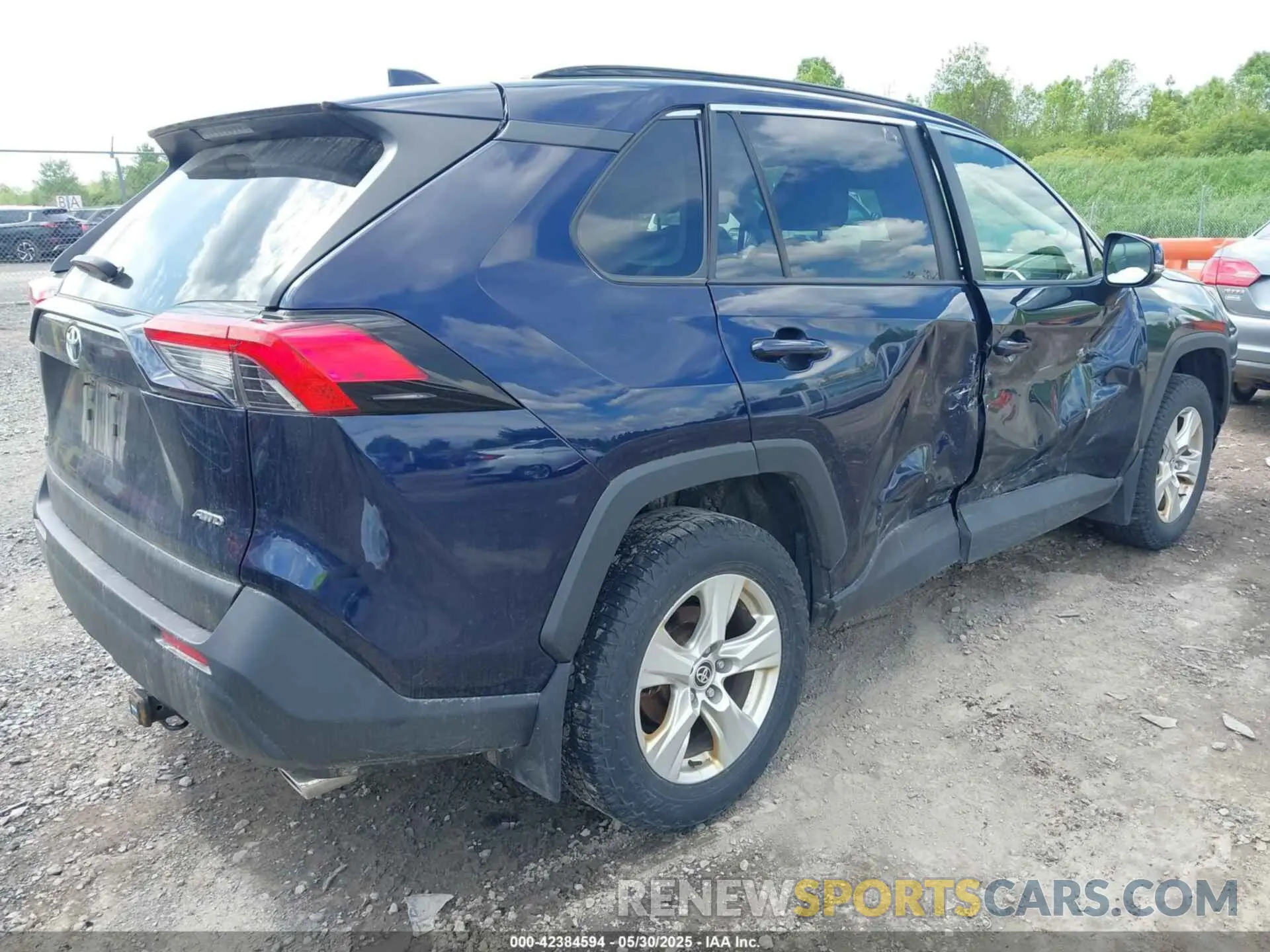 4 Фотография поврежденного автомобиля JTMP1RFV7MD069110 TOYOTA RAV4 2021
