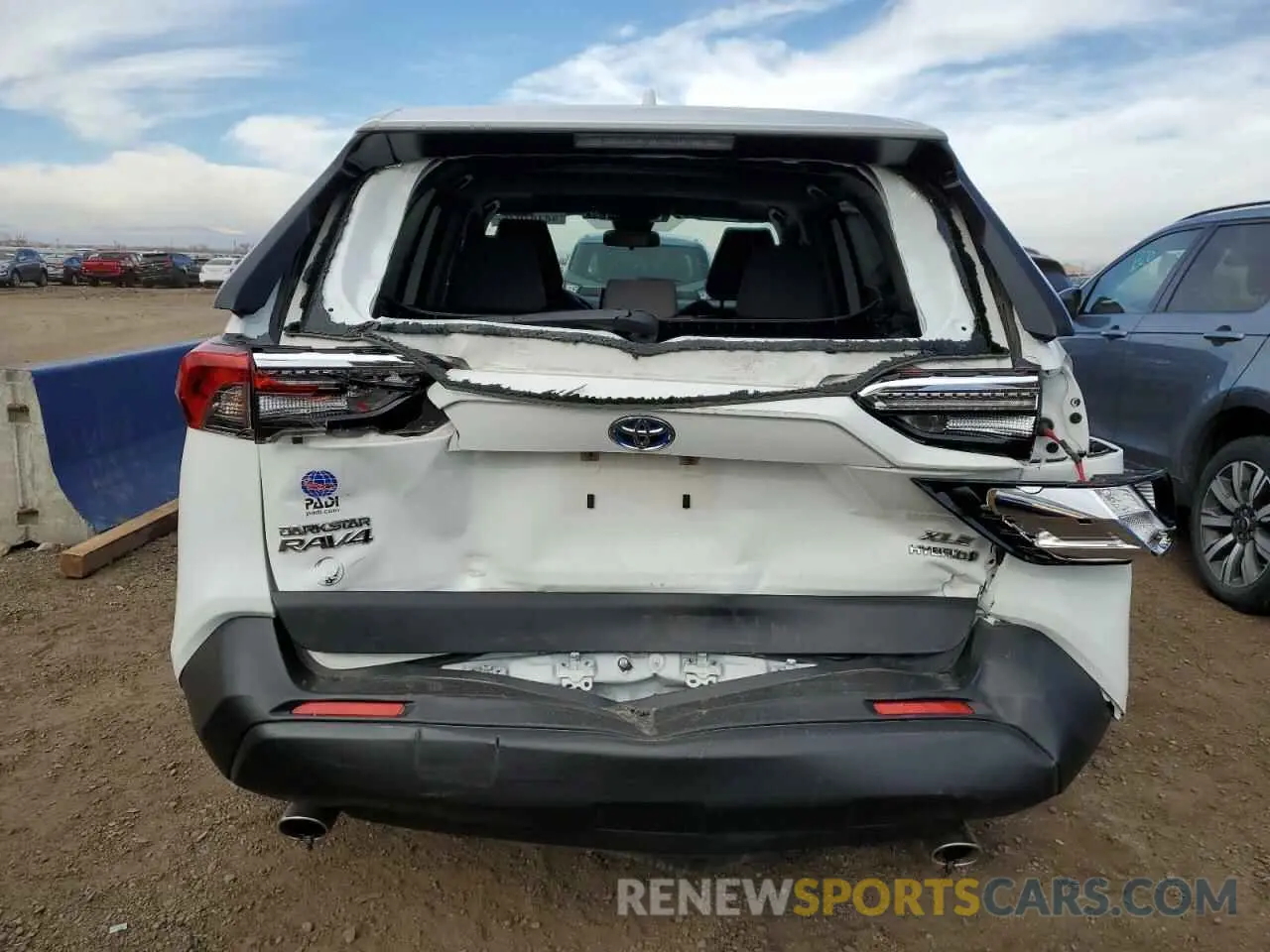 6 Фотография поврежденного автомобиля JTMRWRFV0MD135331 TOYOTA RAV4 2021