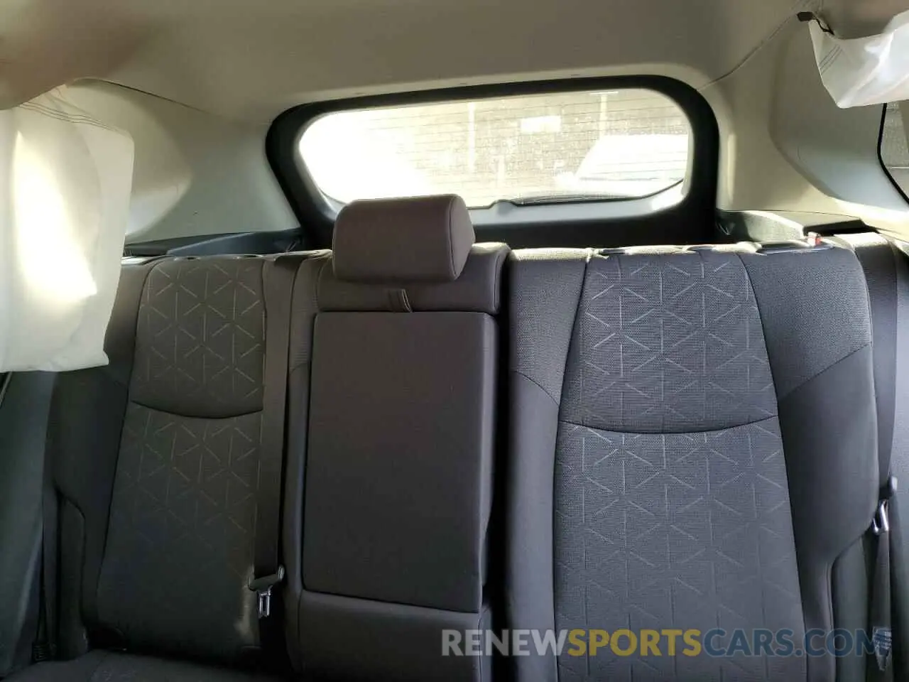 10 Photograph of a damaged car JTMRWRFV4MD127703 TOYOTA RAV4 2021