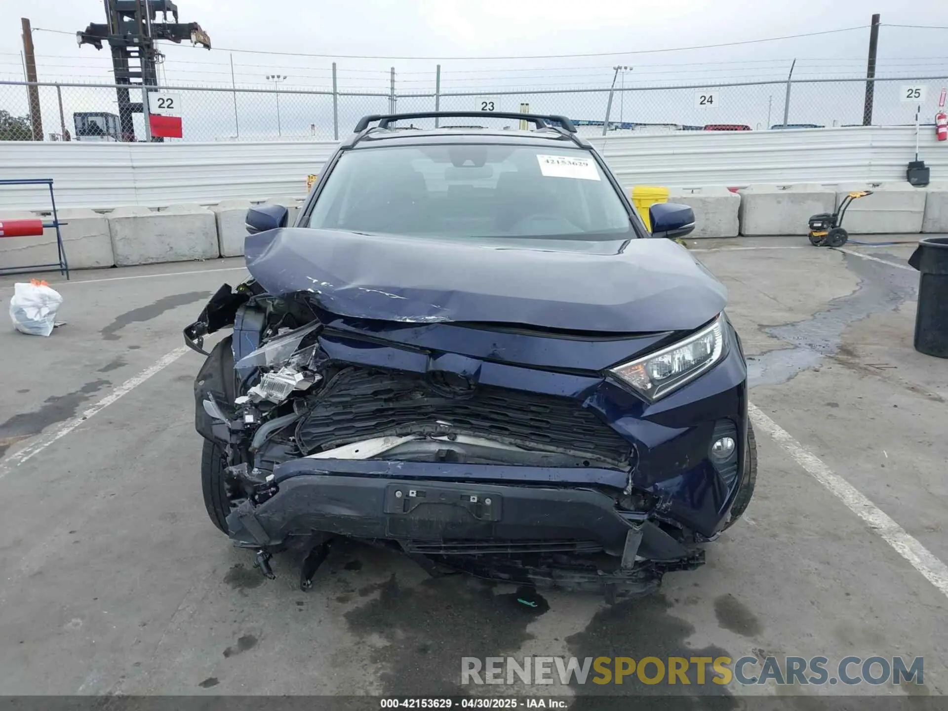 12 Photograph of a damaged car JTMW1RFV1MD062147 TOYOTA RAV4 2021