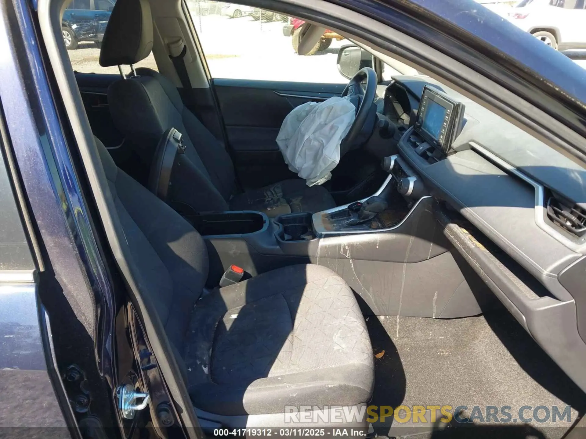 5 Photograph of a damaged car JTMW1RFV9MD070870 TOYOTA RAV4 2021