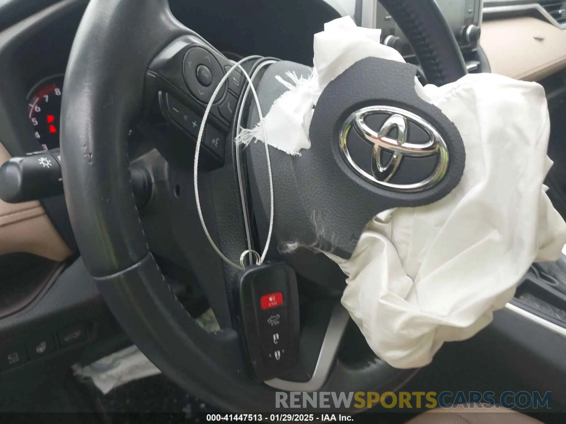 11 Фотография поврежденного автомобиля JTMY1RFV0MJ023477 TOYOTA RAV4 2021